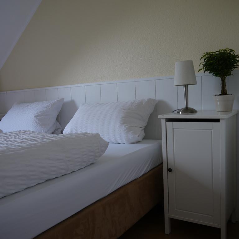 Apartmenthaus Sonnen Дюселдорф Стая снимка