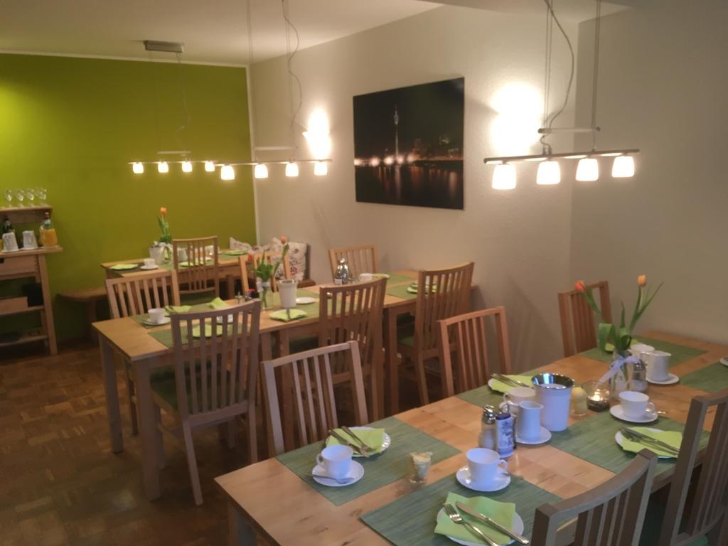 Apartmenthaus Sonnen Дюселдорф Екстериор снимка